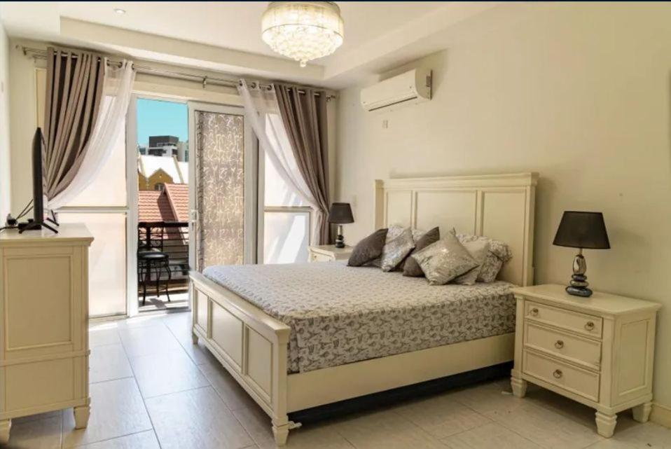 Finest Accommodation Riches Manor 1 Gladstone Drive Apt A2 Kgn 6 New Kgn Kingston Zewnętrze zdjęcie